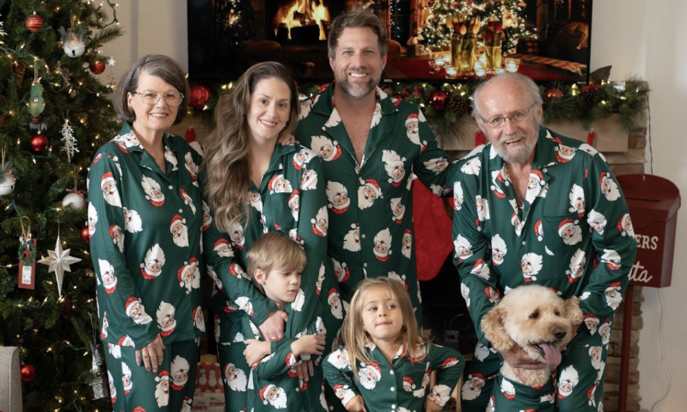 How PatPat Can Assist Discover Matching Christmas Pajamas – Hollywood Life